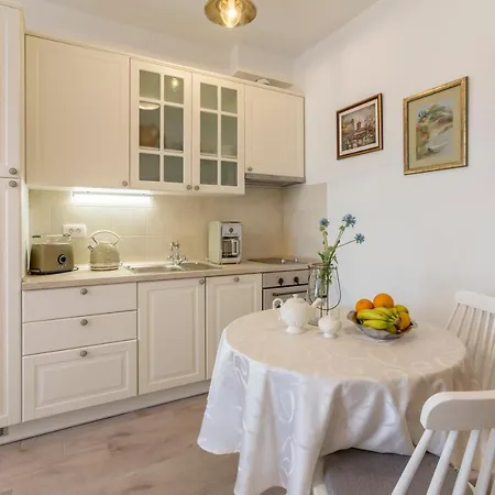 Apartman Belo Horizonte, With Pool & Sea View *