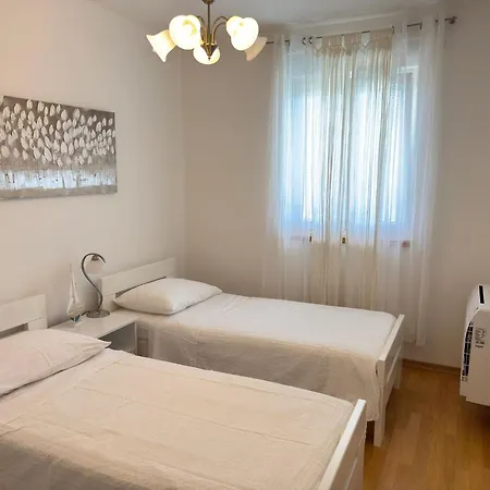 Apartman Belo Horizonte, With Pool & Sea View *