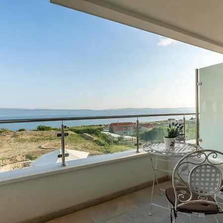 Apartment Luxury Horizonte With Swimming Pool