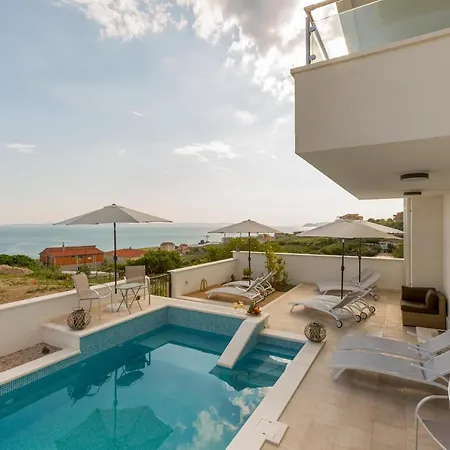 Luxury Horizonte With Swimming Pool *