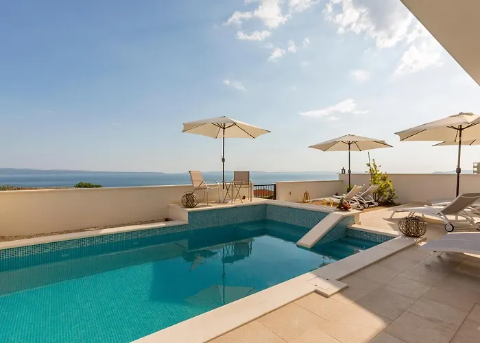 Luxury Horizonte With Swimming Pool Apartment *