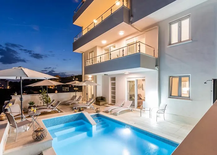 Luxury Horizonte With Swimming Pool *